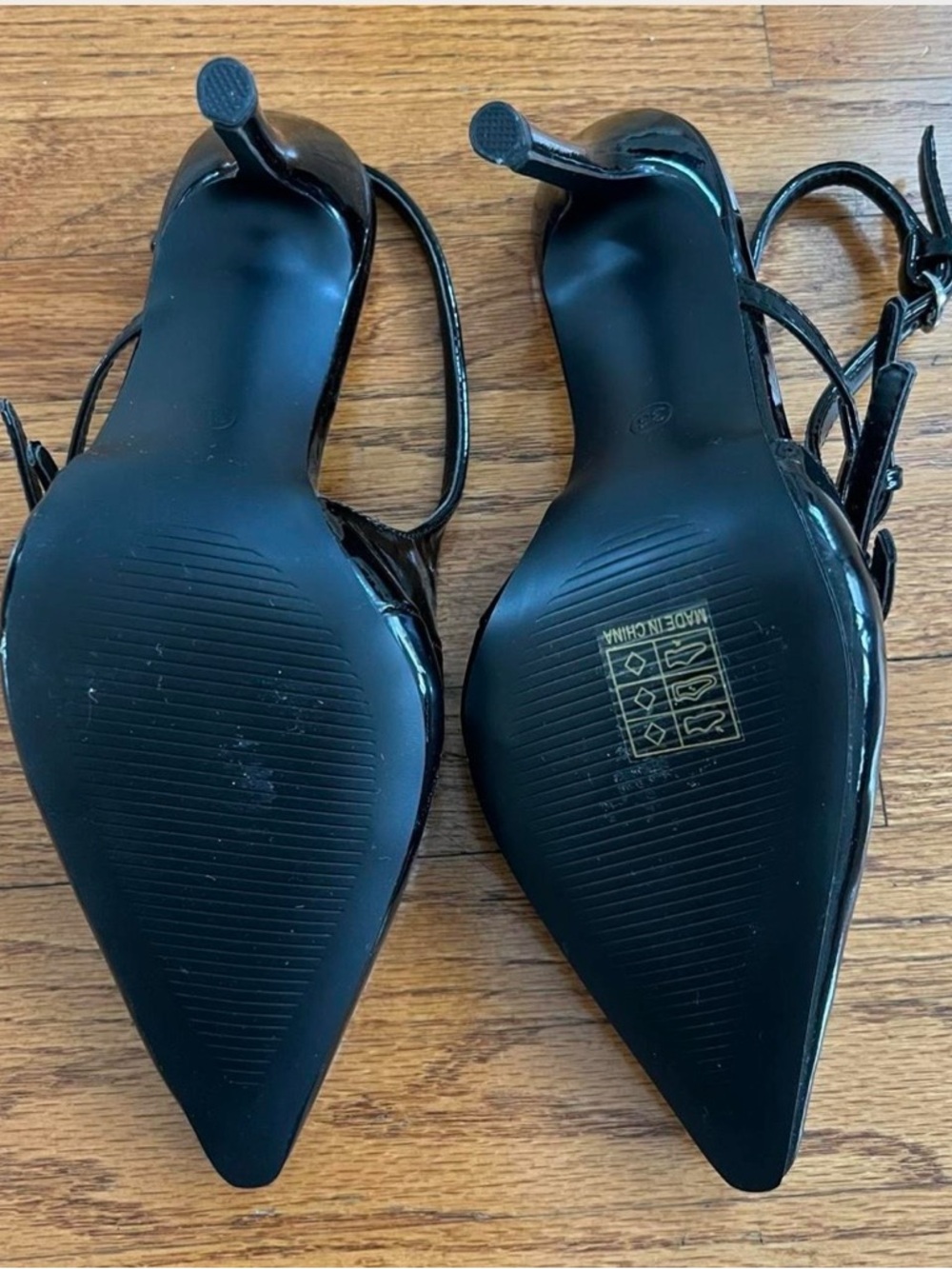 Pointed Toe Slingback Heels - Picture 5 of 5